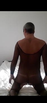Body photo 63