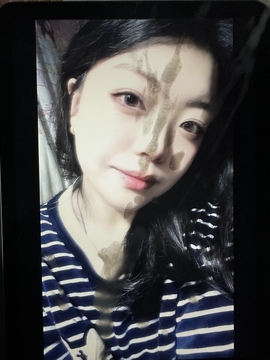 猪油脸婊子曹萌射屏合照 photo 44